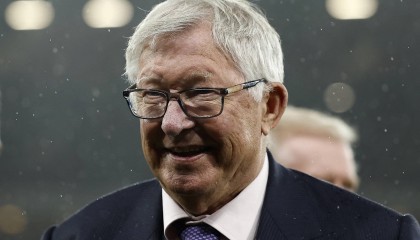萨哈：难说弗格森能否改变如今的曼联，他不会让更衣室变成这样